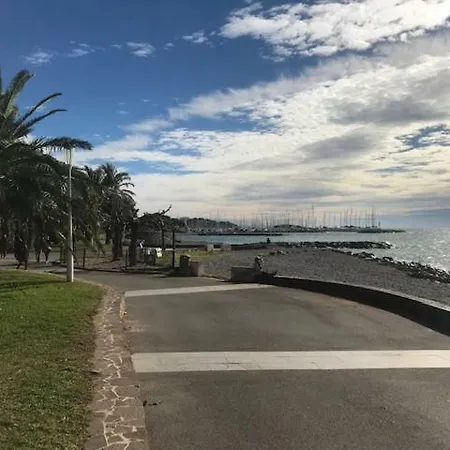 Lägenhet Front De Mer Saint-Raphaël
